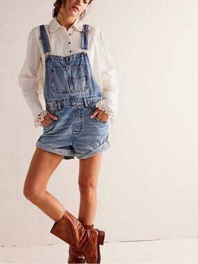 Free People We The Free Ziggy Shortalls powder blue, light blue, size medium